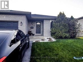 Building Photo - 8 Mayhew Dr