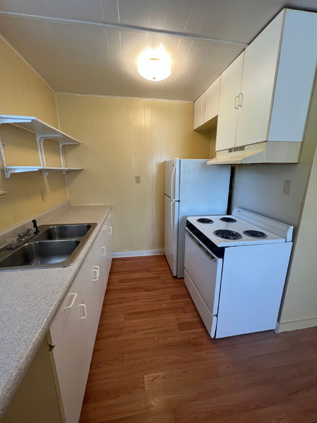 Building Photo - "Charming 1-Bedroom Retreat in Forsyth - Perfect for Cozy Living!"