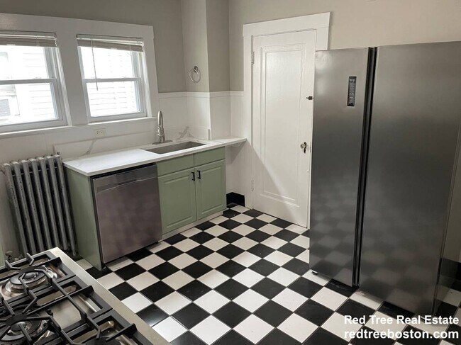 Building Photo - 4 Seagrave Rd