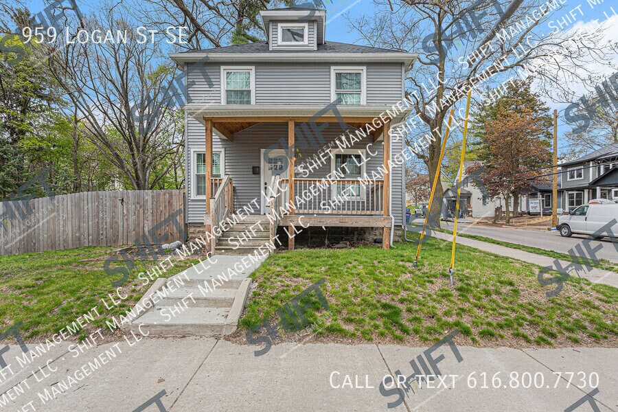 Foto principal - 959 Logan St SE