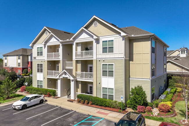 Building Photo - Century Hampton Roads