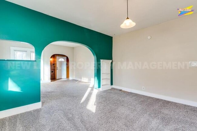 Building Photo - 350 N Holyoke Pl