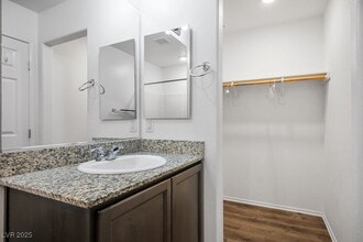 Building Photo - 4590 Townwall St