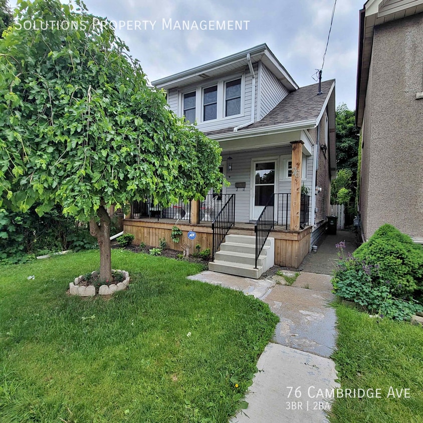 Primary Photo - ***3 Bedroom, 2 Bathroom In Prime Location***