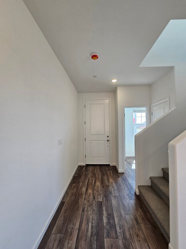Foto del edificio - 7438 Chadbourne Wy