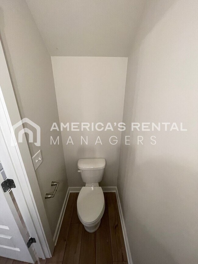 Foto del edificio - Home for Rent in Weaver, AL!!! COMING SOON!