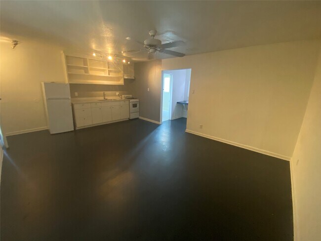 Foto del edificio - 219 W Alabama St