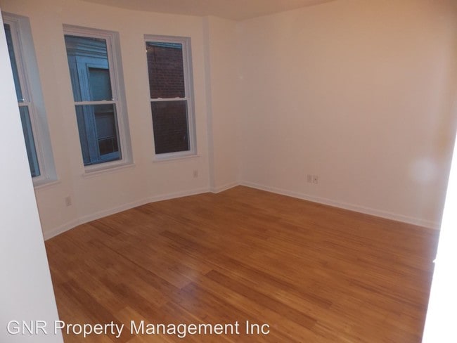 Building Photo - 908 N 48th St