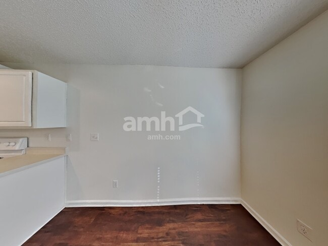 Building Photo - 3056 Teton Drive