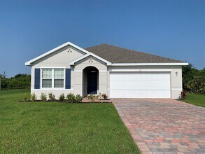 Building Photo - 341 Tandil St
