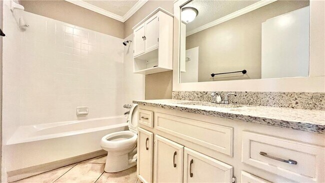 Foto del edificio - 11909 Hardwood Trail
