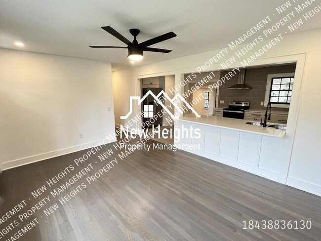 Foto del edificio - Renovated 3 Bedroom Home in West Ashley!