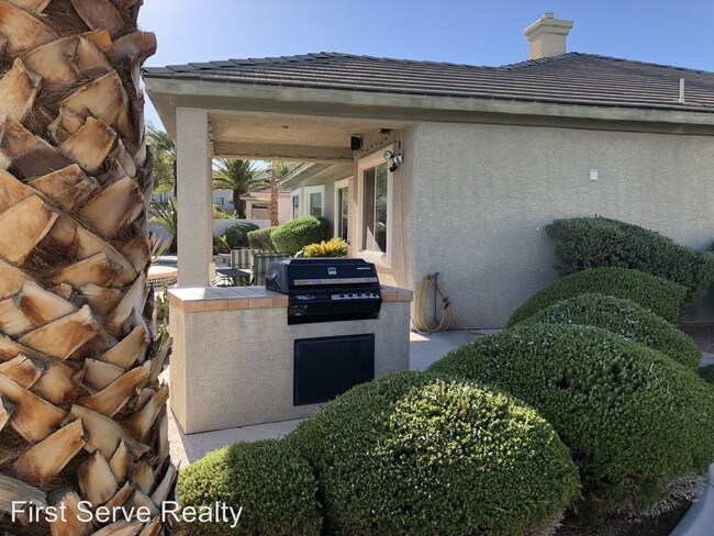 Foto del edificio - 4 br, 2.5 bath House - 10597 Blenheim Ave.