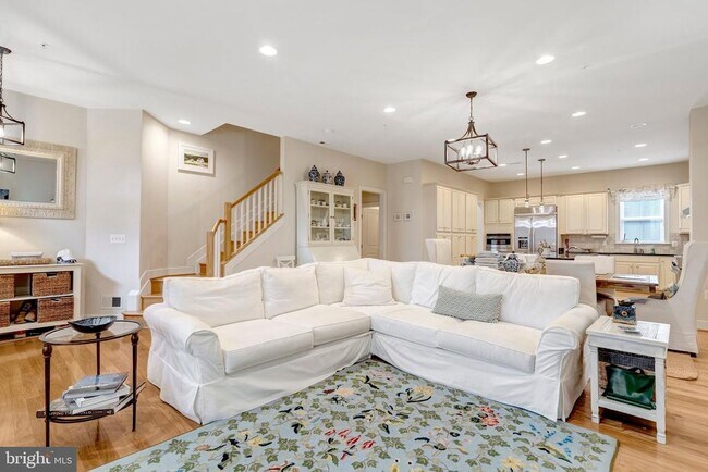 Foto del edificio - 711 McKenzie Ave