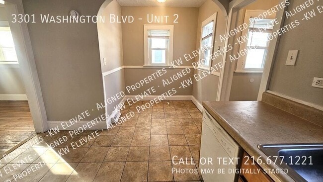 Building Photo - 3301 Washington Blvd