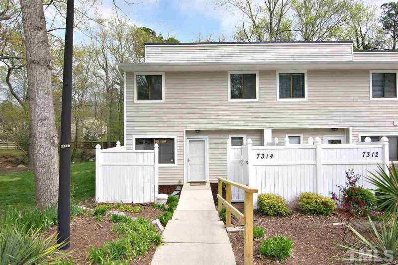 Foto principal - 7314 Sandy Creek Dr