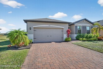 Building Photo - 830 Remington Green Dr SE