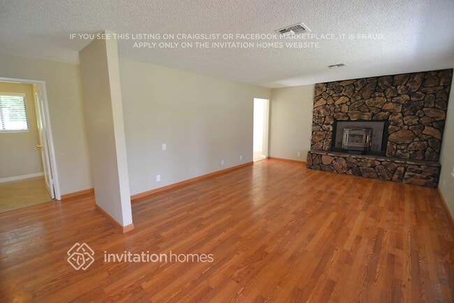 Foto del edificio - 4415 Patterson Dr