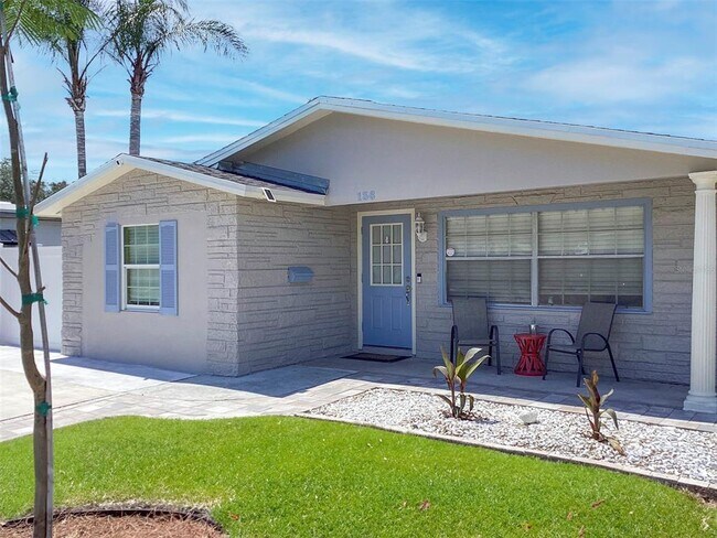 Building Photo - 136 80th Ave N