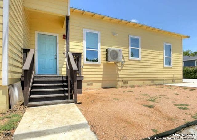 Building Photo - 432 S Olive, 1