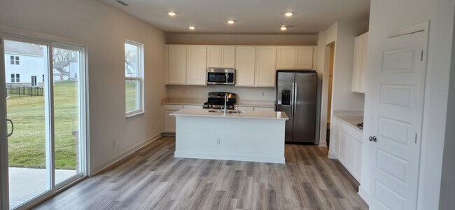 Building Photo - 19441 Beruna Way