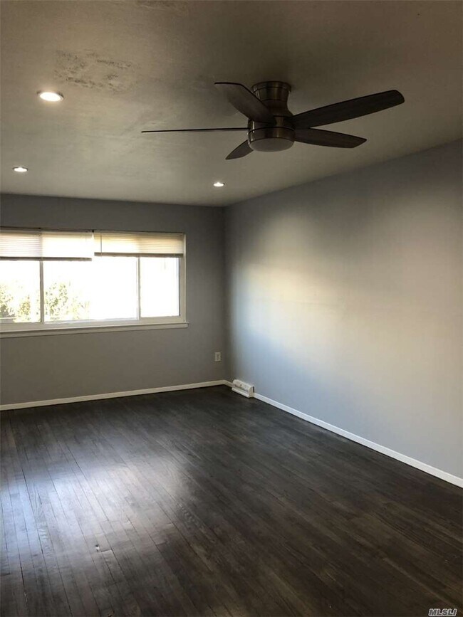 Building Photo - 221-33 Horace Harding Expy