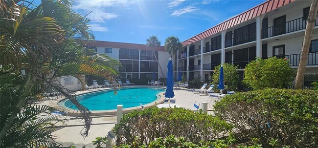 Foto del edificio - 10540 77th Terrace