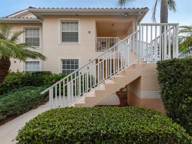 Foto del edificio - 4437 Corso Venetia Blvd