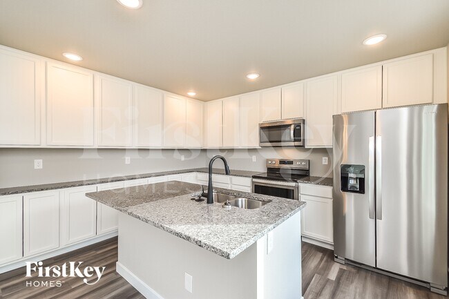 Building Photo - 10189 Luneth Dr