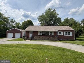 Building Photo - 1215 Milltown Rd