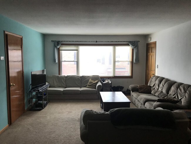 Foto del edificio - 300 Owen Rd