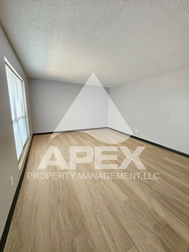 Foto del edificio - 504 Cedartop Ln NW