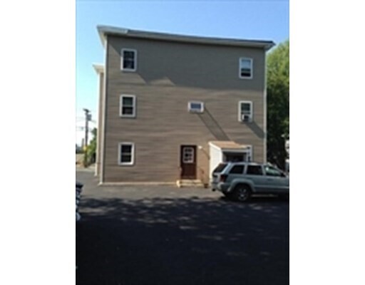Building Photo - 15 Amity St