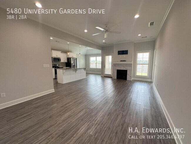 Building Photo - 5480 University Gardens Dr