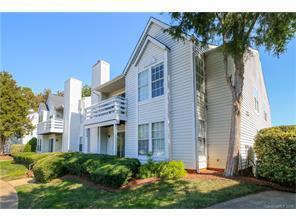 Building Photo - 2 Bed 2 Bath condo! conveniently located j...