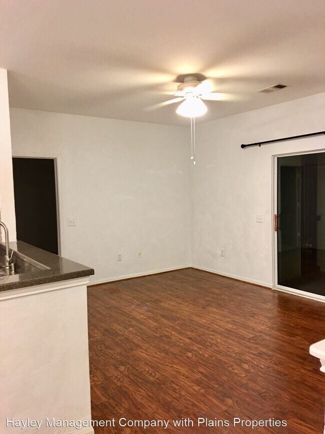 Foto del edificio - 3 br, 2 bath House - 447 W Longleaf Drive 804