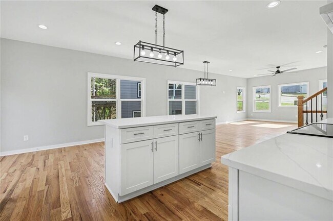 Foto del edificio - 3175 Tackett Rd