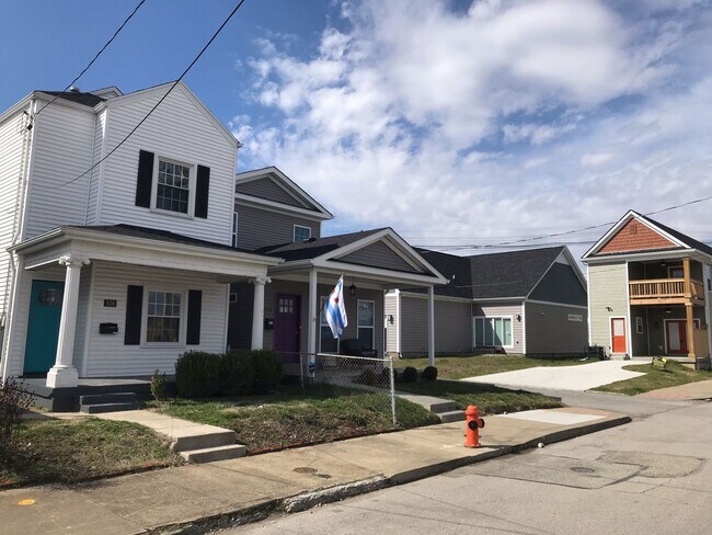 Foto del edificio - 816 Ash St