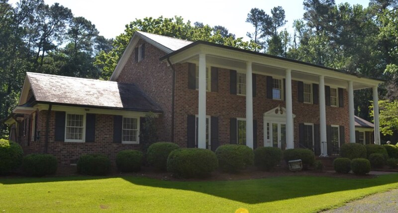 Foto principal - 221 Magnolia Ln