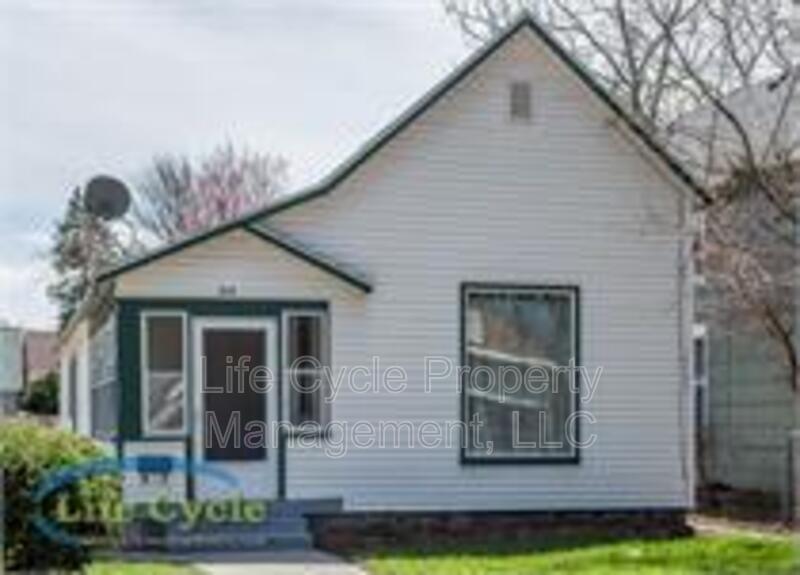 Primary Photo - 1010 Adams St SE