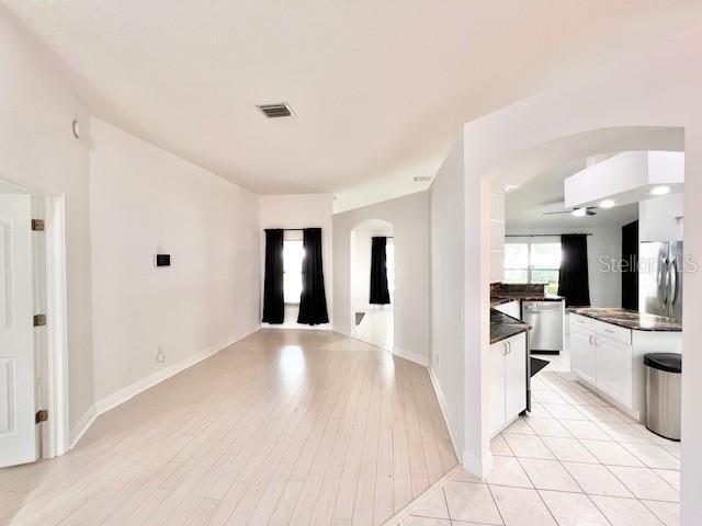 Foto del edificio - 1652 E Houston Dr