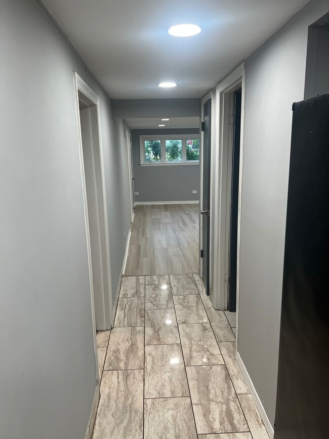 Foto del edificio - 5122 S Whipple St