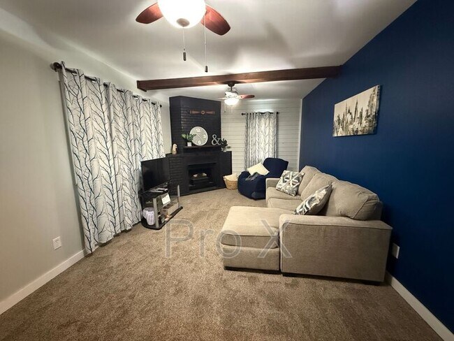 Foto del edificio - 415 N Pennsylvania St