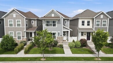 Building Photo - 2429 N Holbrook Way