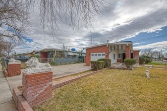 Building Photo - 255 W Hawes Ave