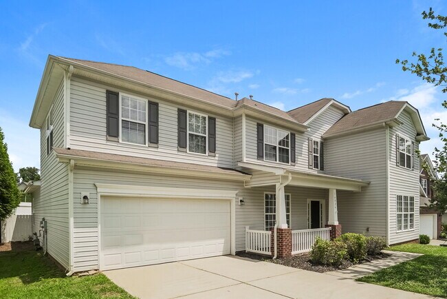 Building Photo - 16826 Macanthra Dr