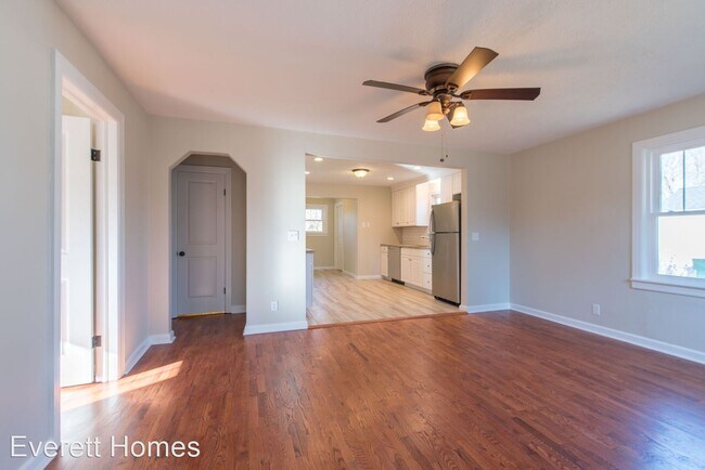 Foto del edificio - 3 br, 2 bath House - 1833 S Kimbrough Ave