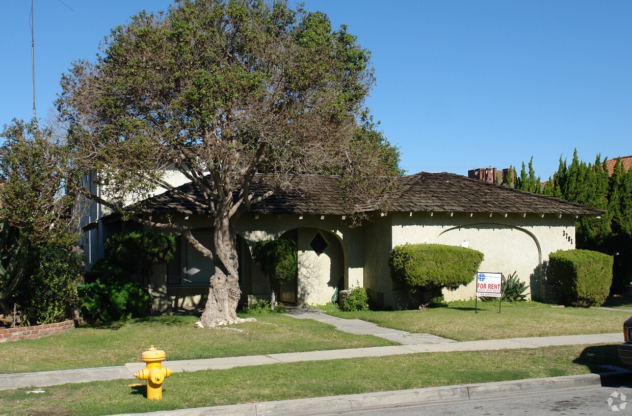 Foto principal - 3781 Green Ave