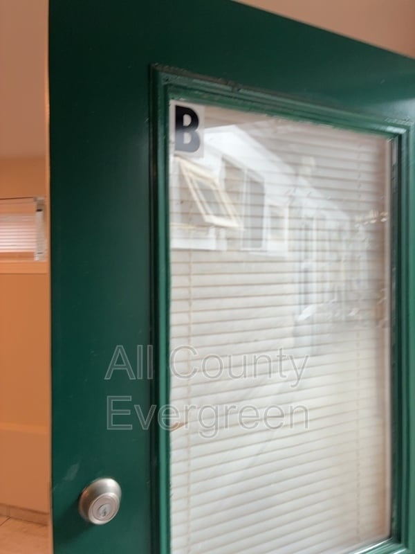 Foto del edificio - 1015 9th St