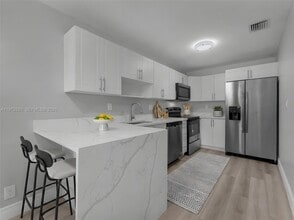 Building Photo - 10379 NW 35th St